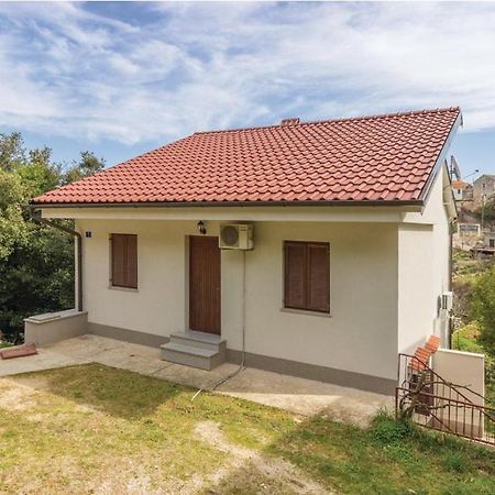 Apartmani Cizmesija Tkon Esterno foto