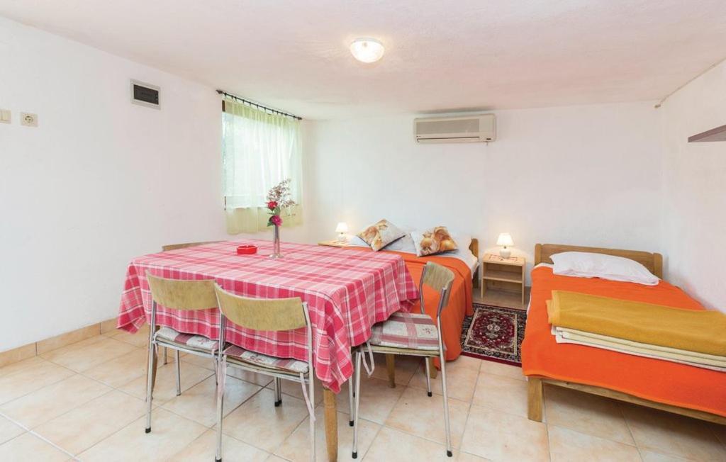 Apartmani Cizmesija Tkon Esterno foto