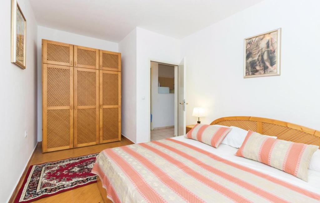 Apartmani Cizmesija Tkon Esterno foto