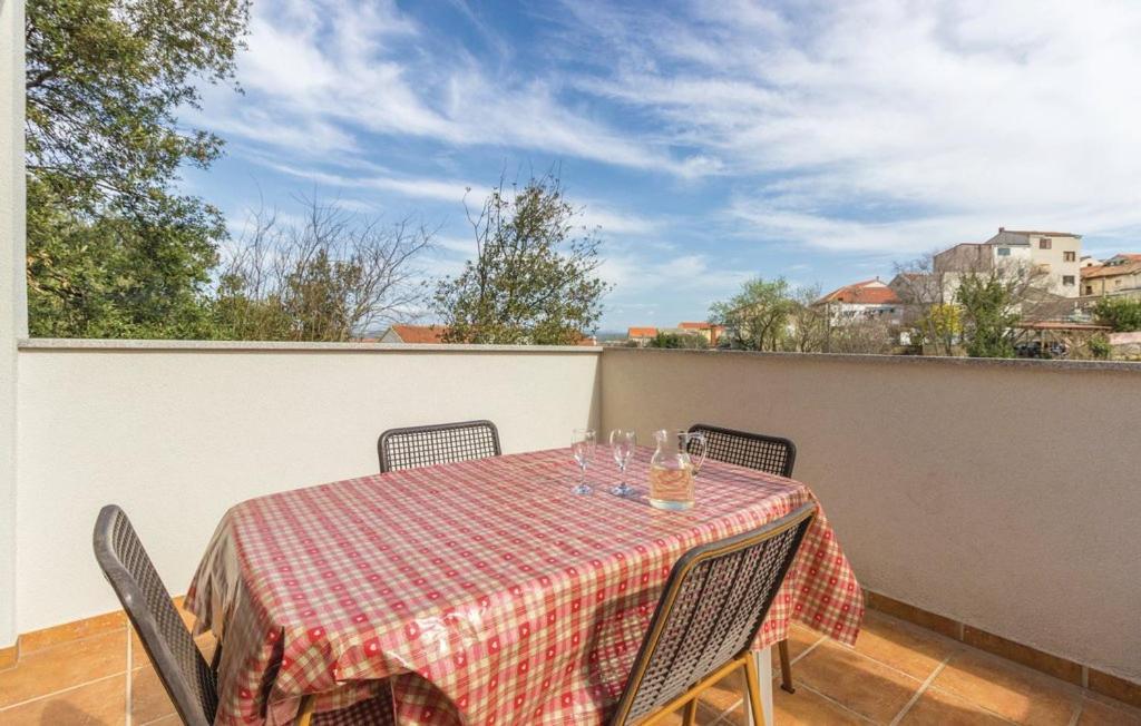 Apartmani Cizmesija Tkon Esterno foto